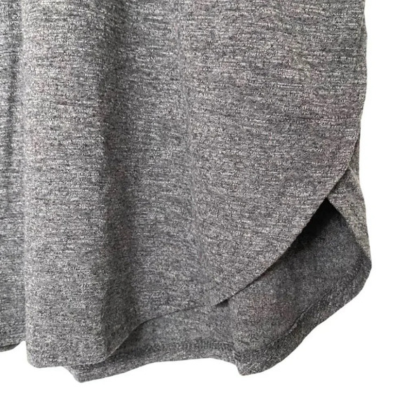 Modcloth Grey Capped Sleeve Round Neck Tee Shirt - Picture 6 of 10